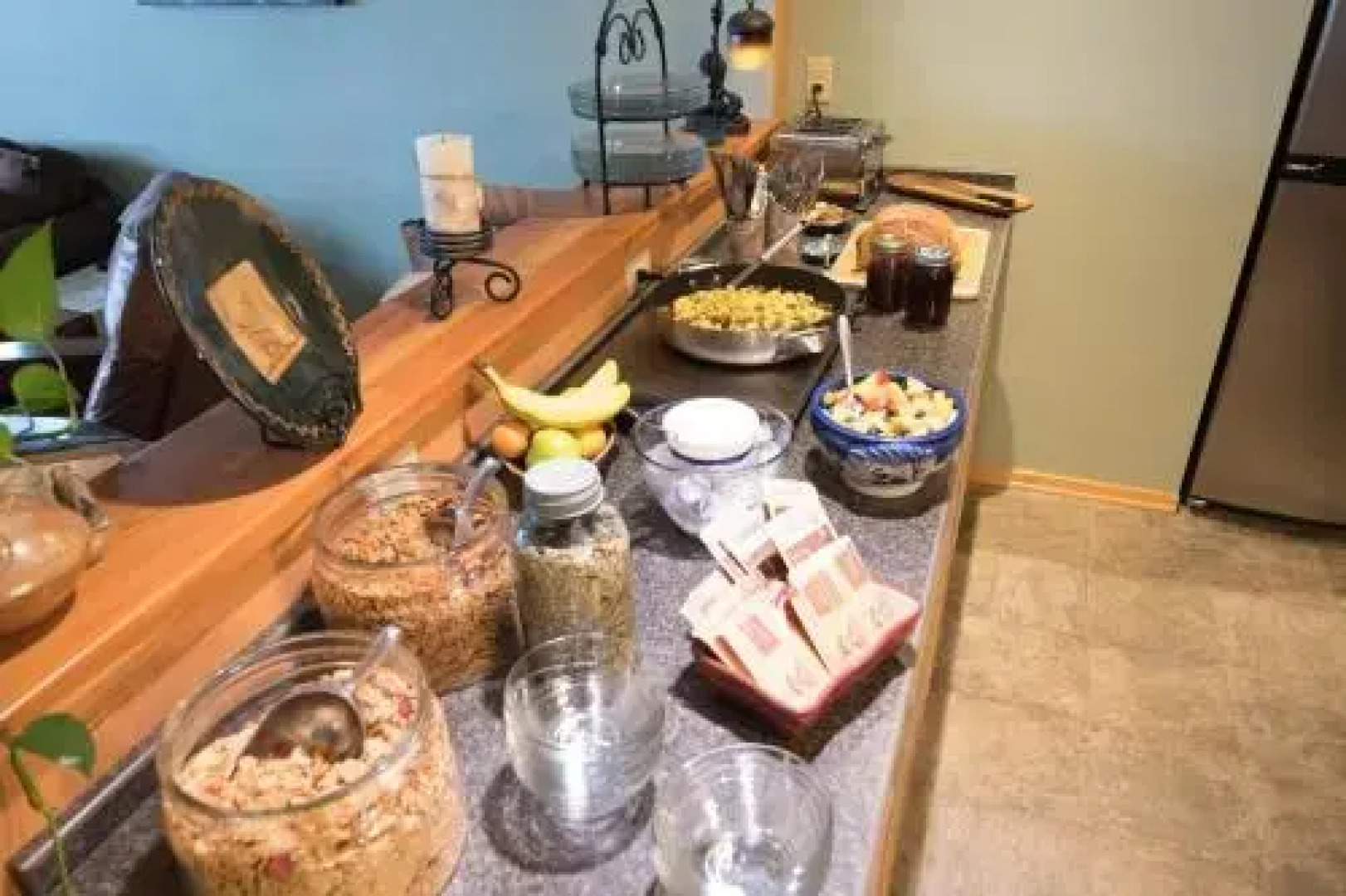 Bay Ave Bed and Breakfast Inn