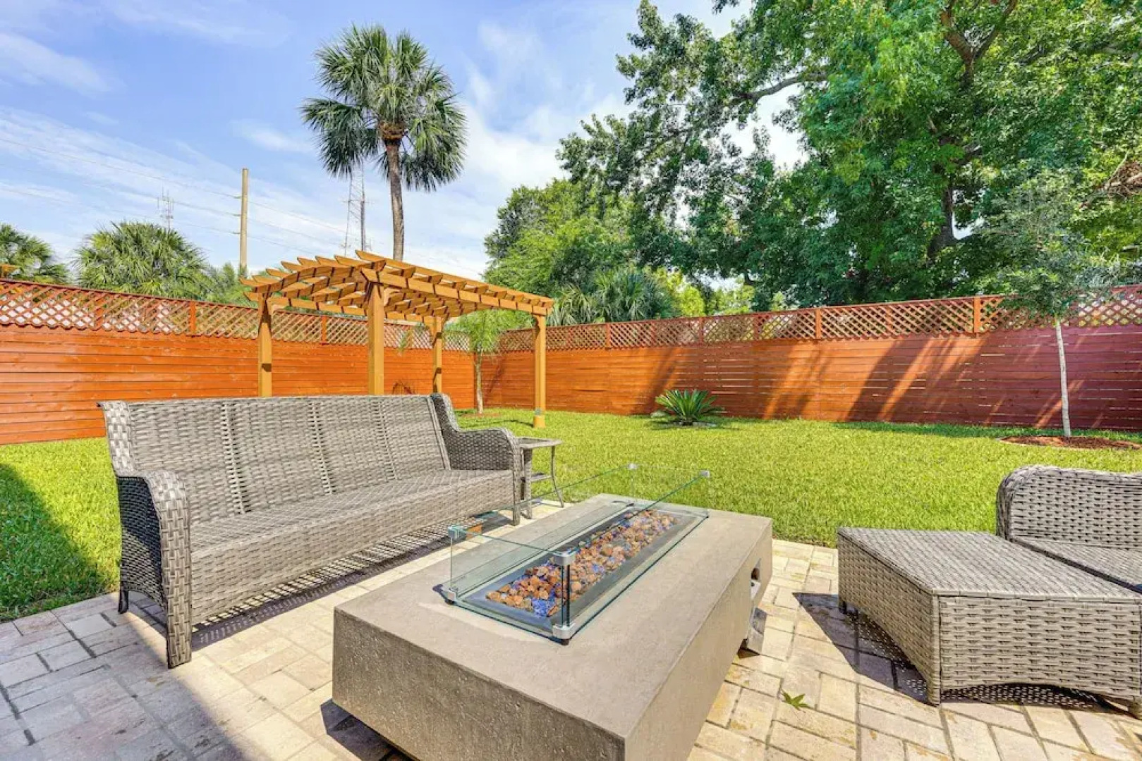 'the Blue Oasis' Jax Beach Gem w/ Coastal Charm!