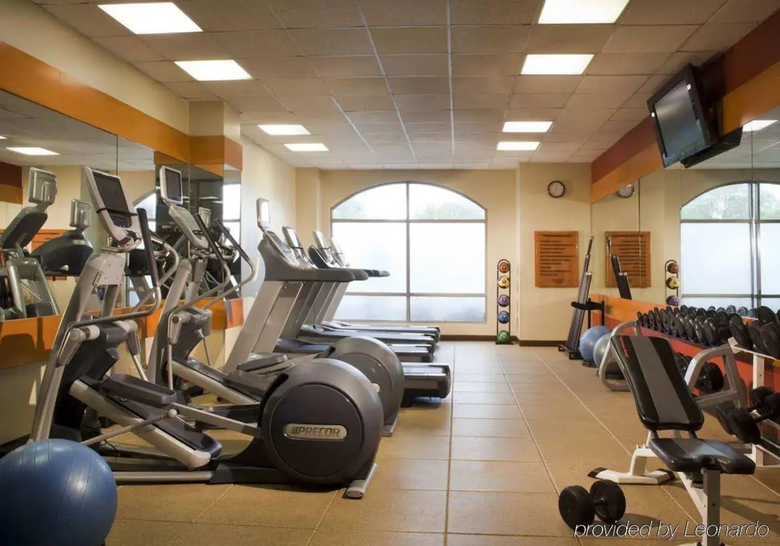 Embassy Suites by Hilton Dulles Airport