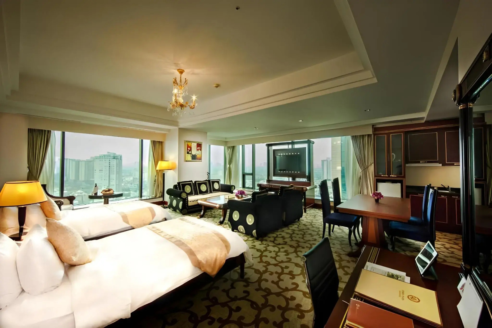Grand Plaza Hotel Hanoi