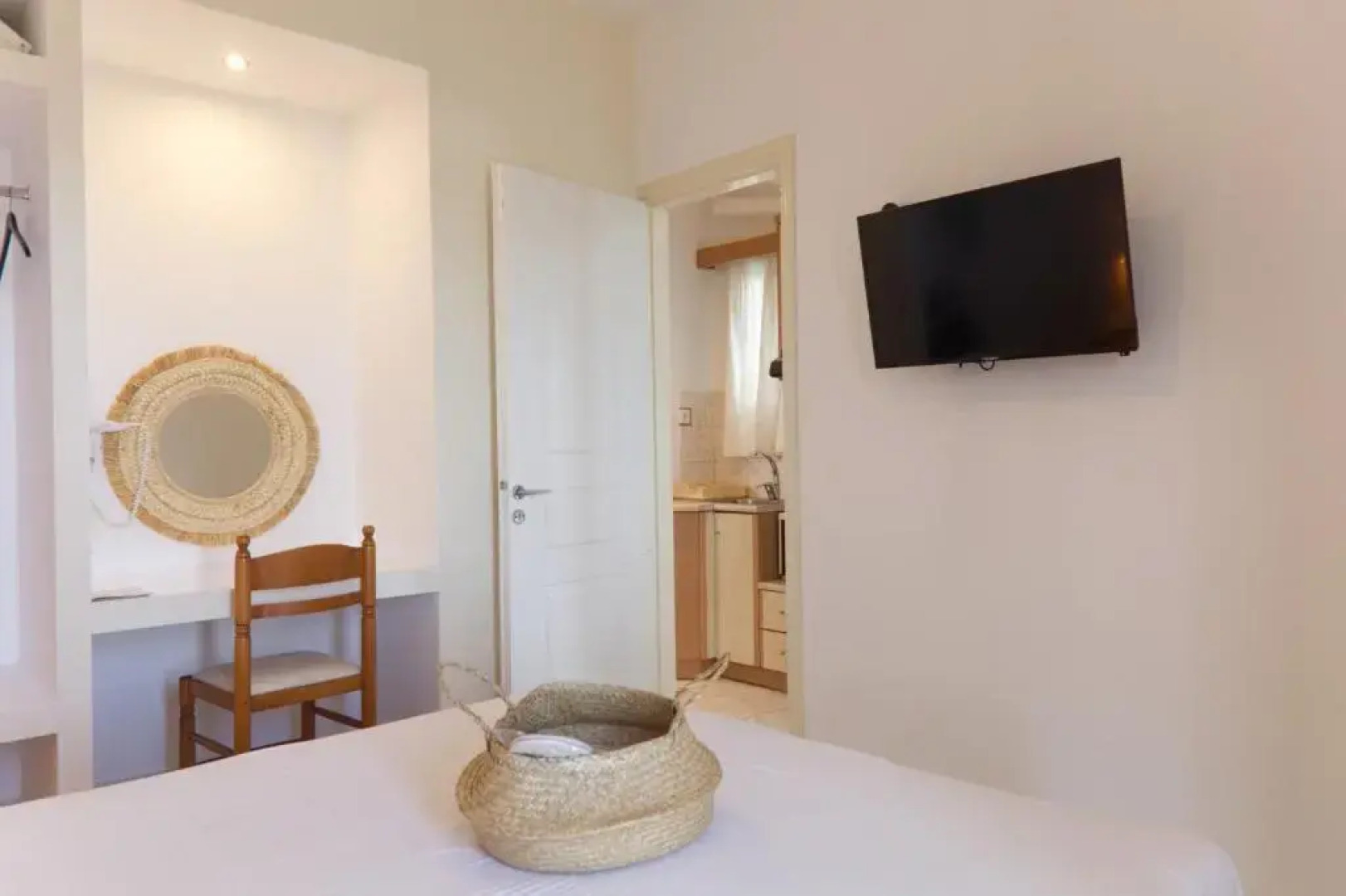 Koukounari Apartments