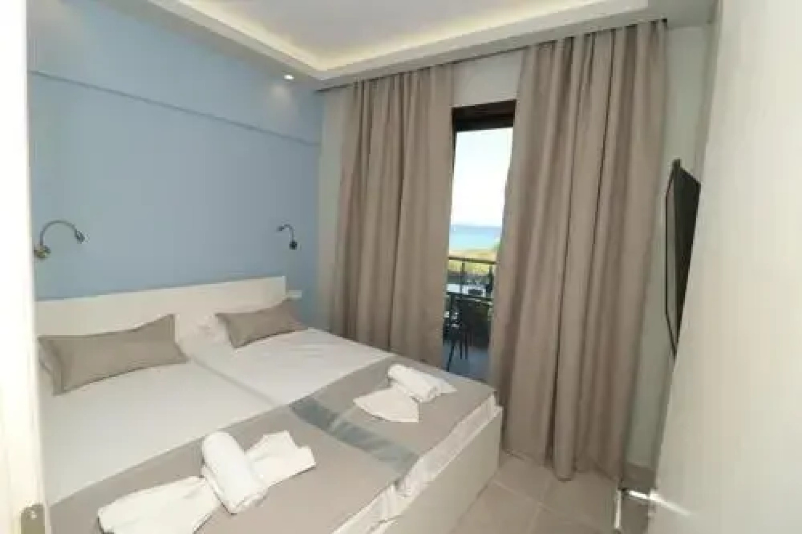 Yiannis Rania Apartments