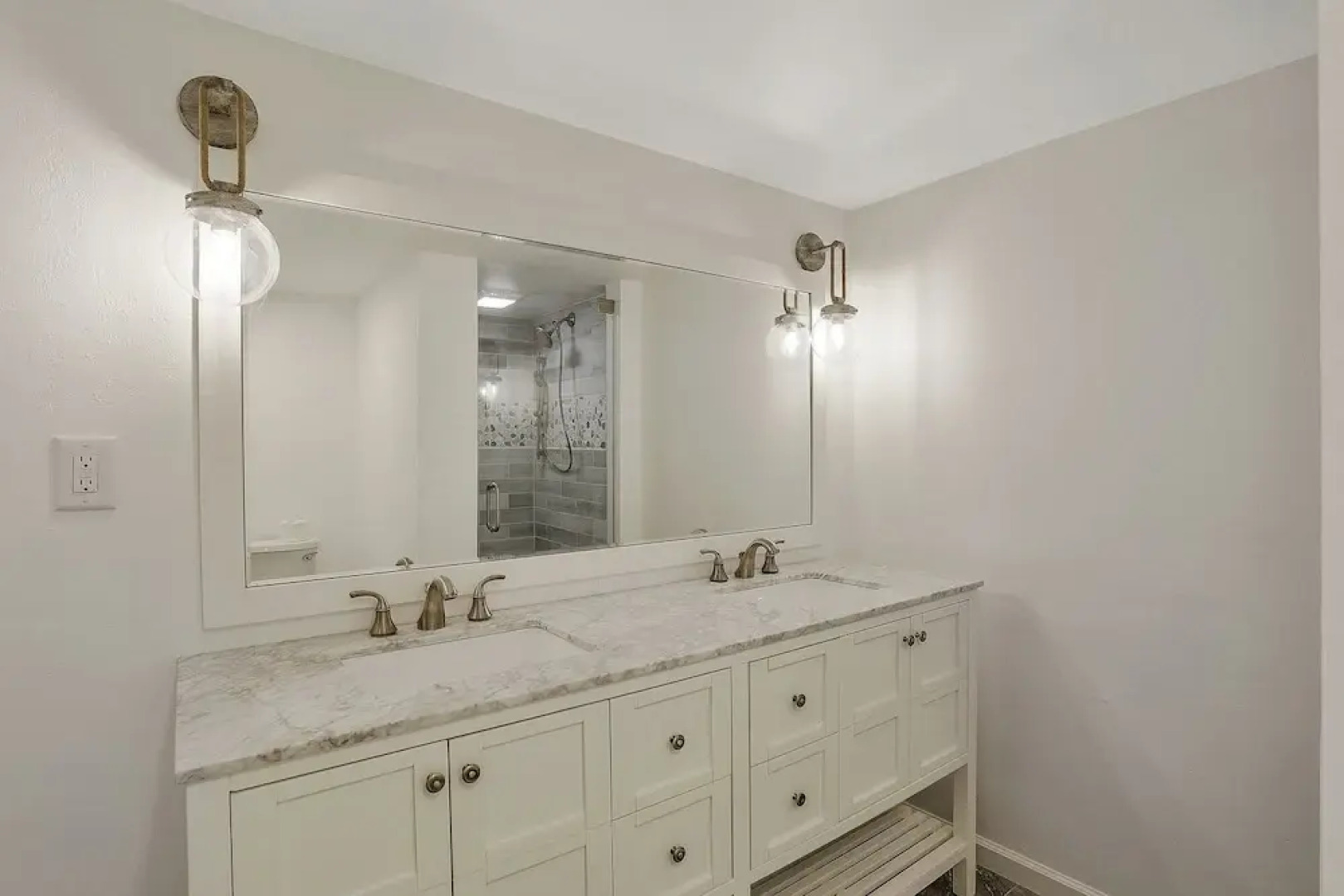 Spinnaker Home 490 4 Bedrooms 3 Bathrooms Home