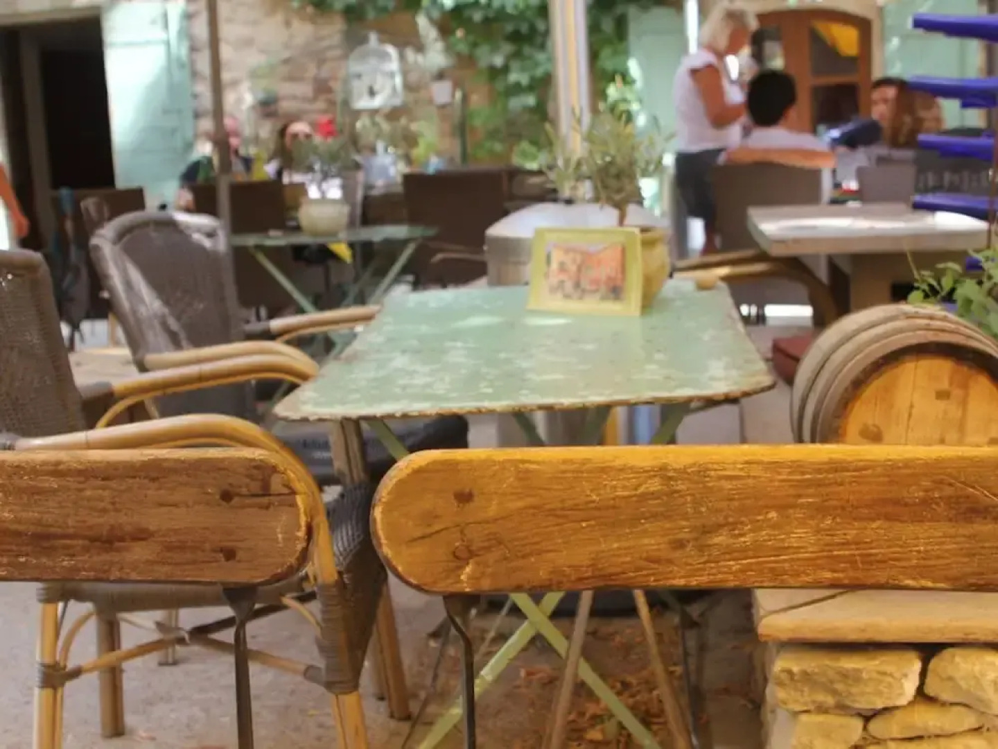 Attractive Holiday Home in Céreste With Swimming Pool