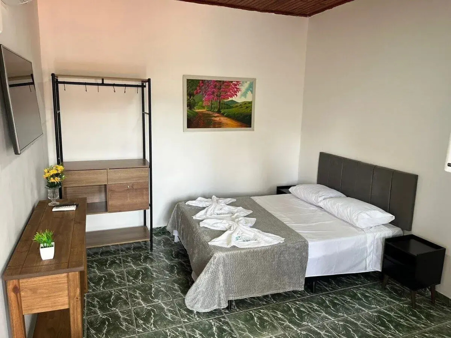 Hotel & Pousada -  Luziânia