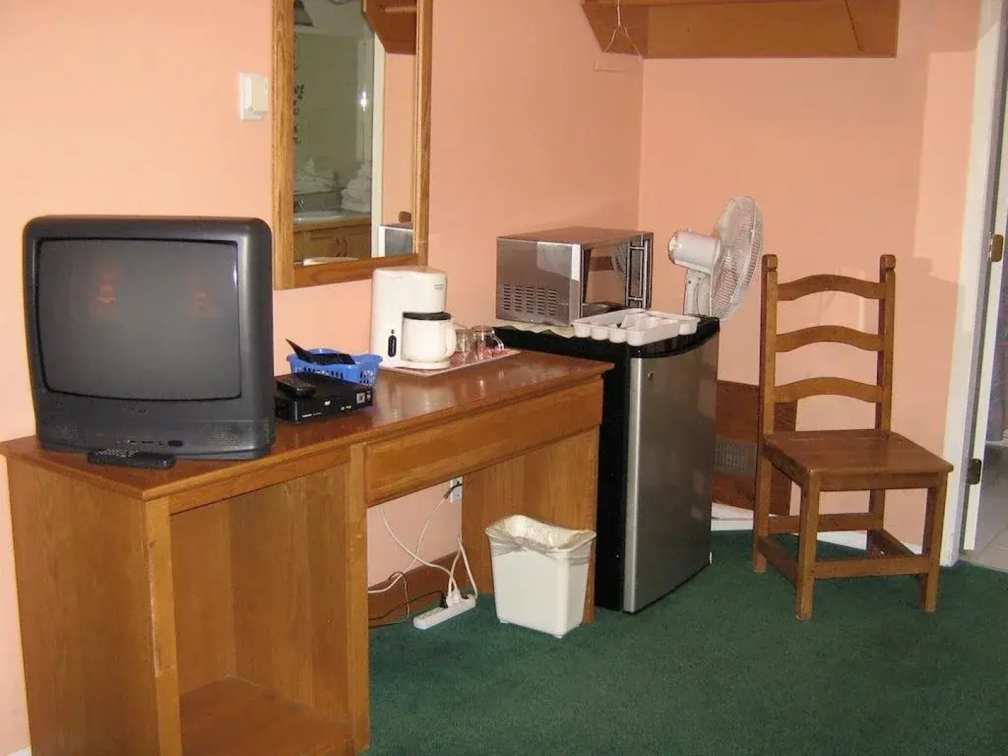 Rainbow Lake Castle Resort