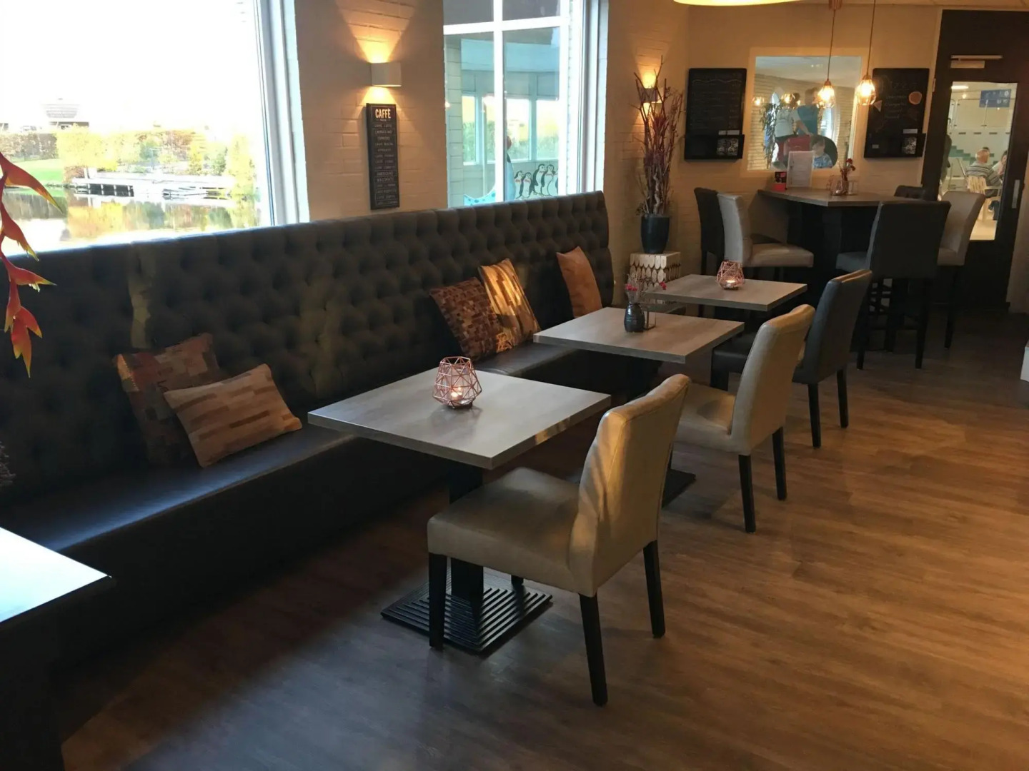 Beautiful house with jetty on inland water, near IJsselmeer