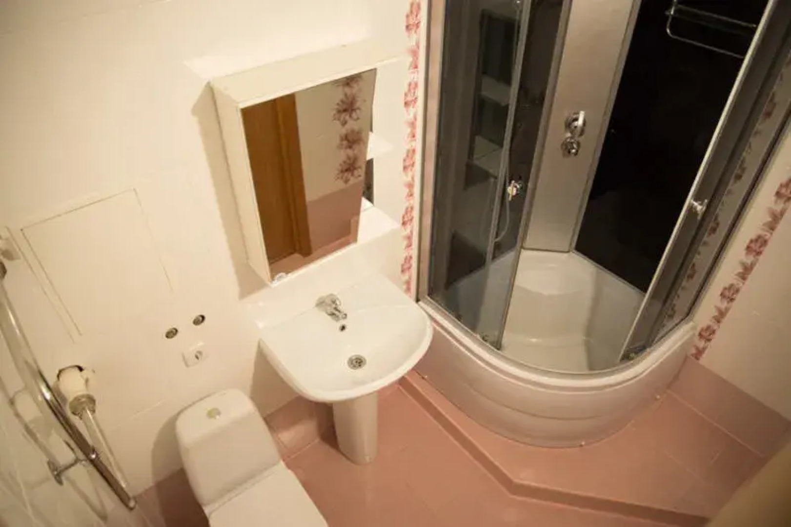 Apartments Viktory on street Pichugina, 6