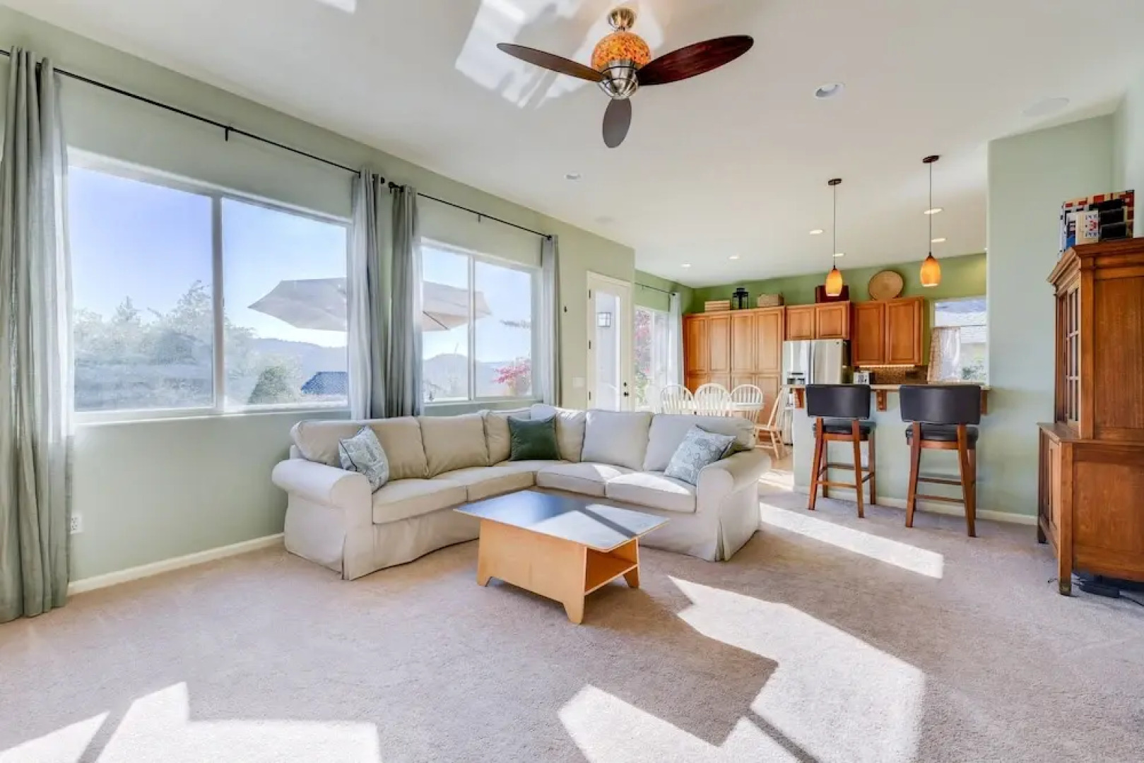 Wine-tasting, Light-filled And Kid-friendly House 5 Bedroom Home by Redawning