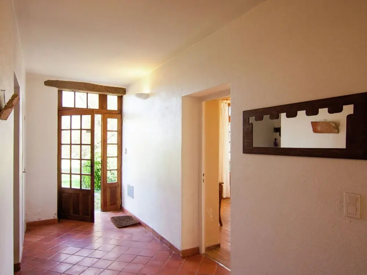 Warm Mansion with Swimming Pool in Sigoules France