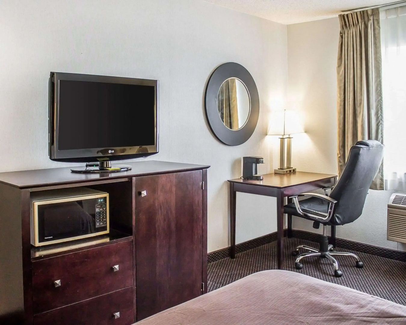 Quality Inn & Suites Sturgeon Bay