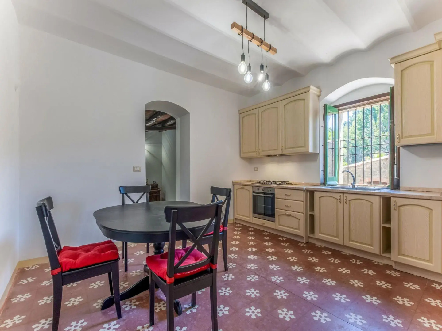 Lavish Sicilian Villa With Pool