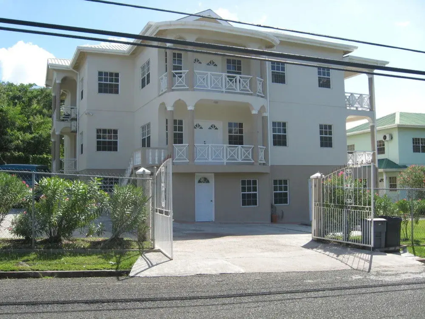 Premium Property Apartments