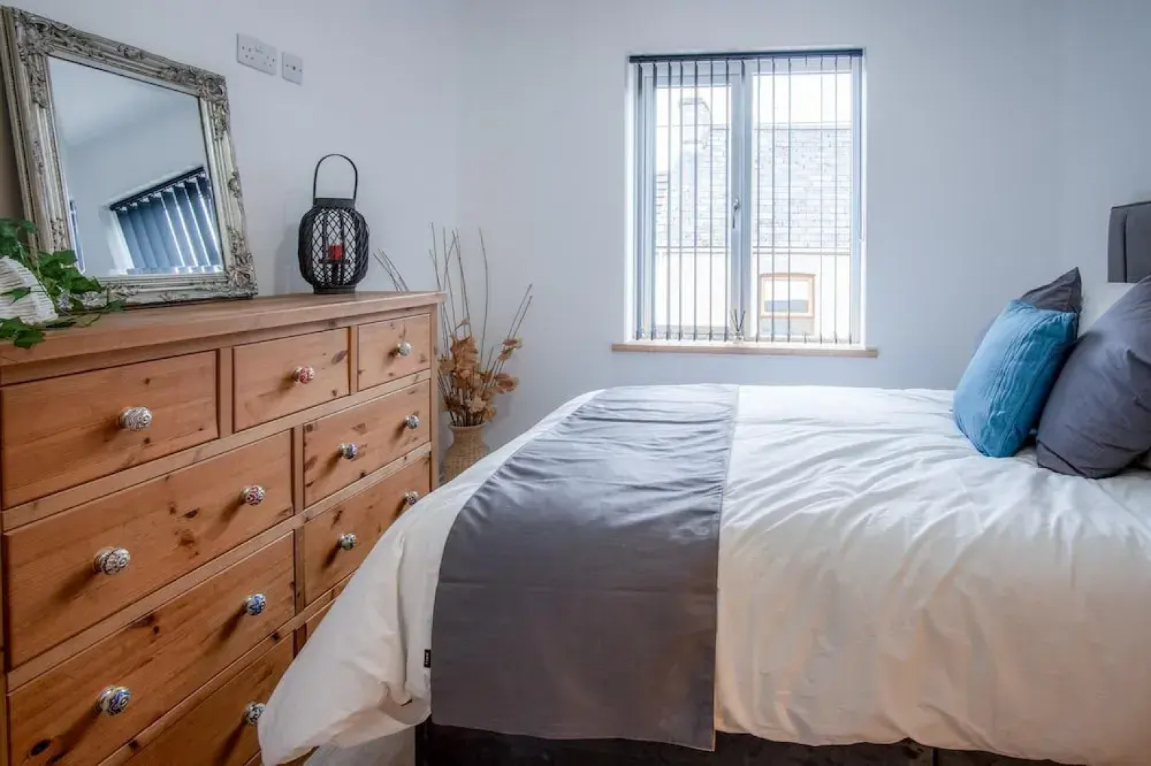 Wiston Street - 2 Bedroom Holiday Home - Pembroke