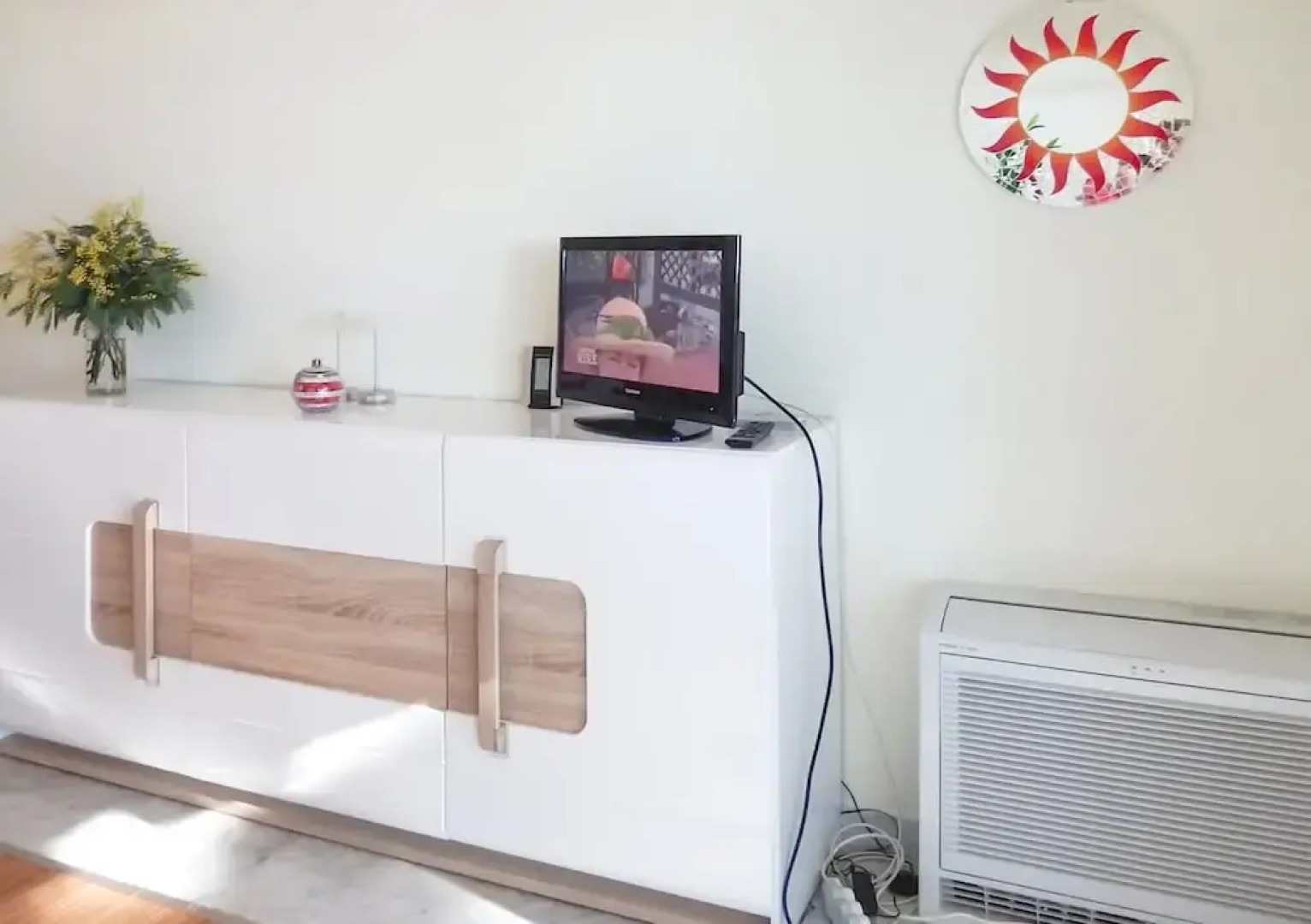 Apartment With one Bedroom in Villeneuve-loubet, With Wonderful sea Vi