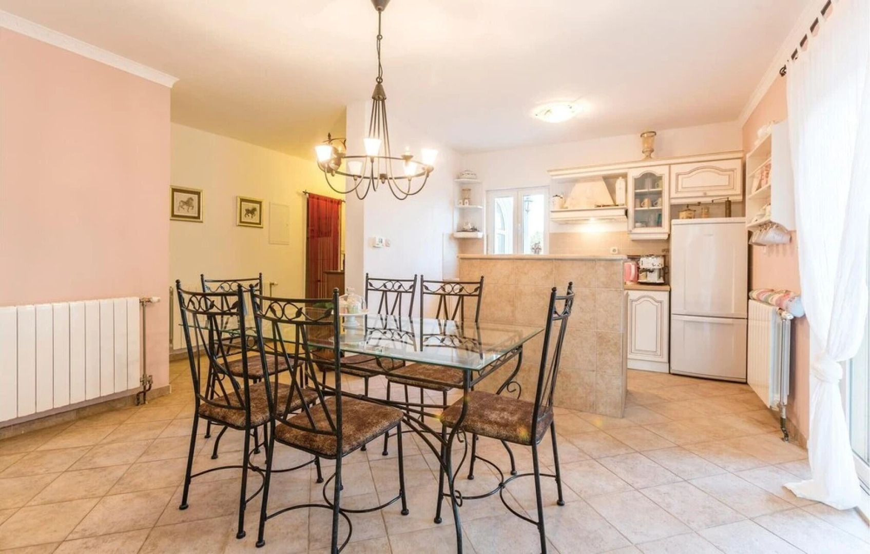 Beautiful Home in Kastel Novi With Wifi and 4 Bedrooms