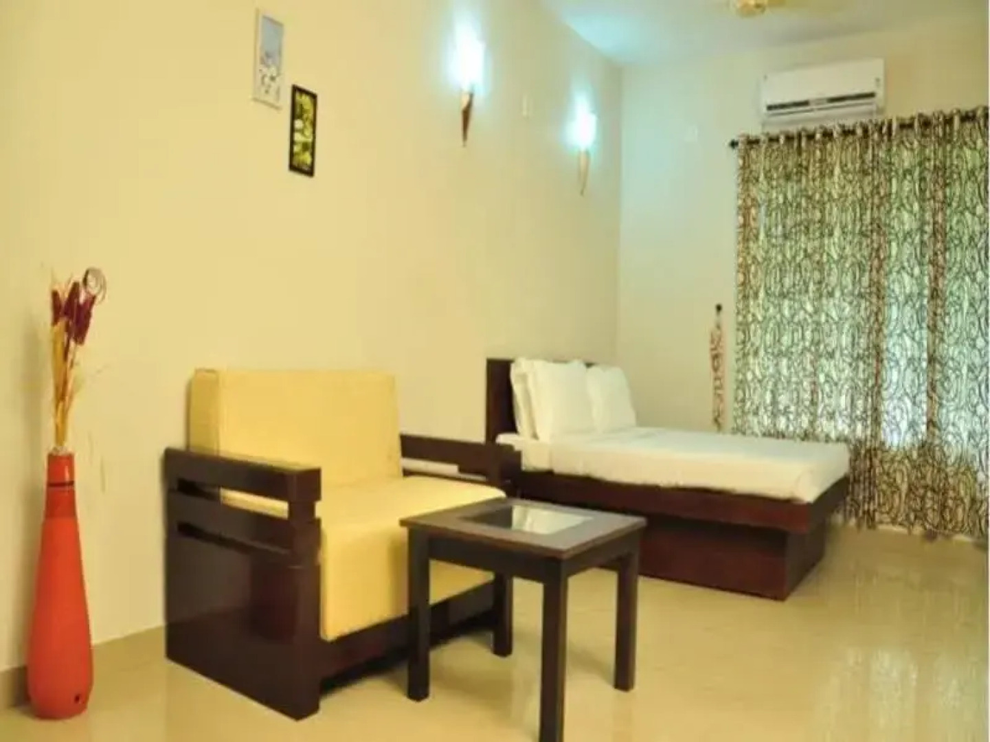Sreepathi Indraprastha Hotel and Serviced Apartments