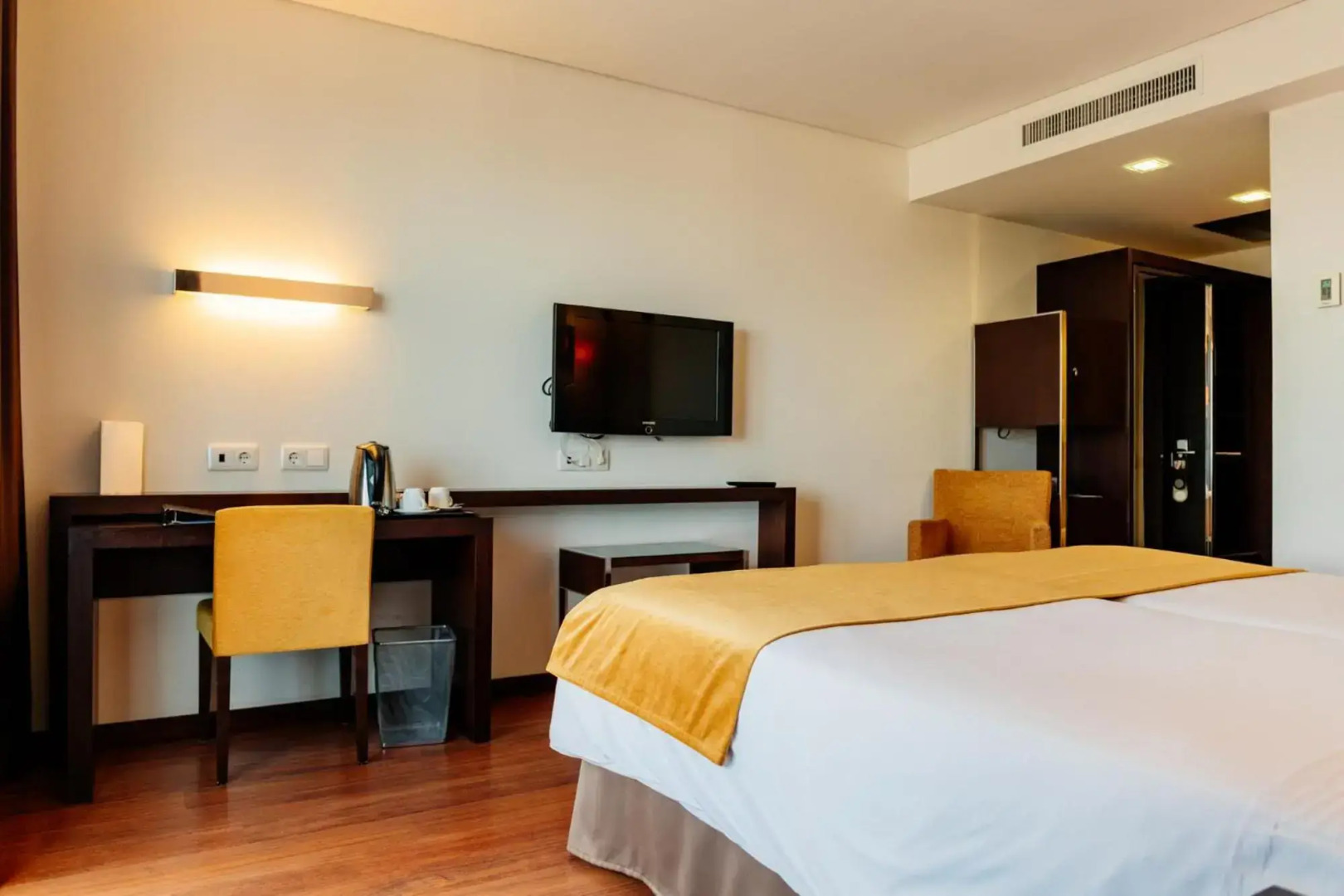 Axis Porto Business & Spa Hotel