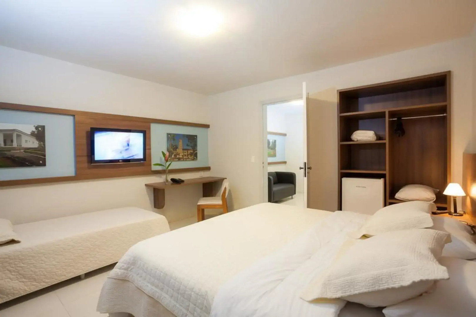 Hotel Tavares Correia