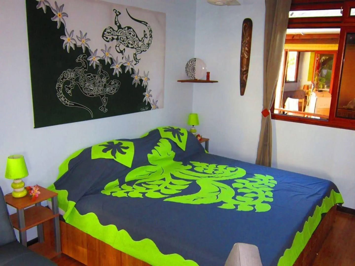 Tahiti Surf Beach Paradise