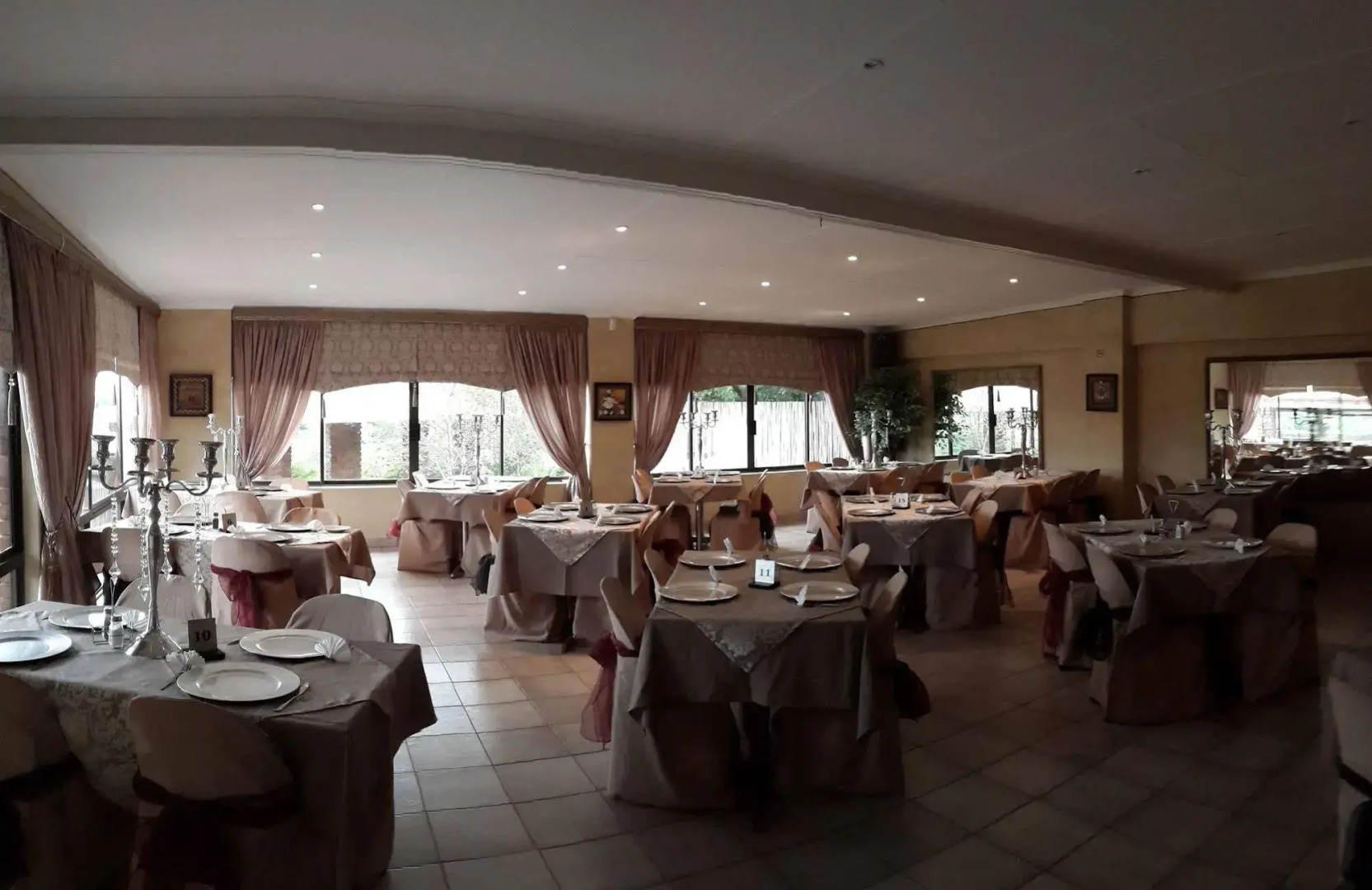 Crystal Rose Lodge & Spa