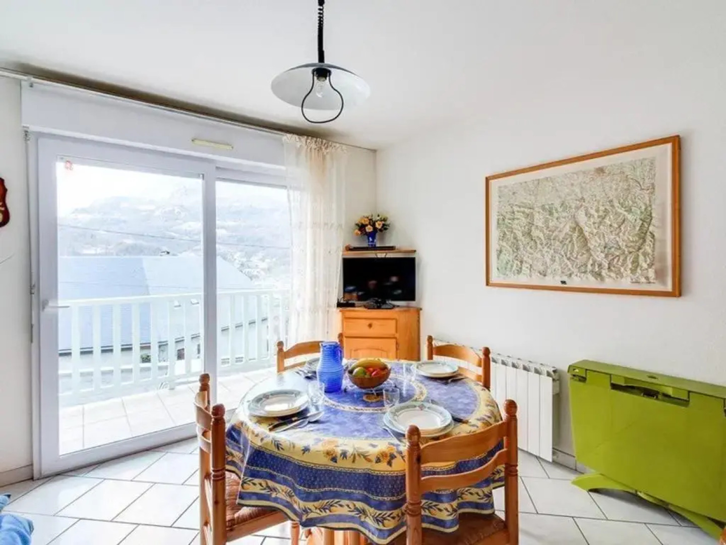 Appartement Esquièze-Sère, 3 pièces, 4 personnes - FR-1-402-42