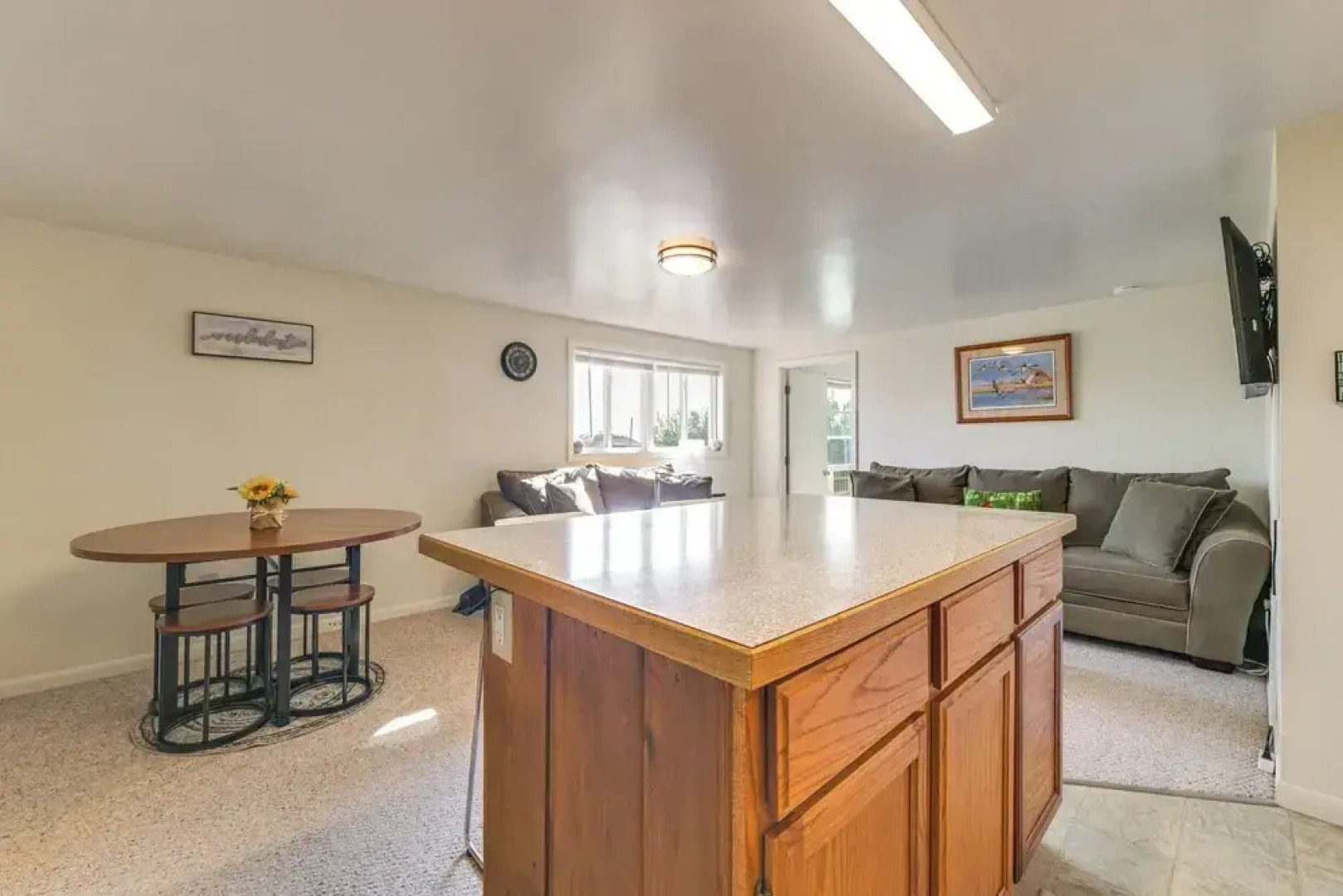 Cozy Apt < 1 Mi Near Lake Huron & Mackinac Island!