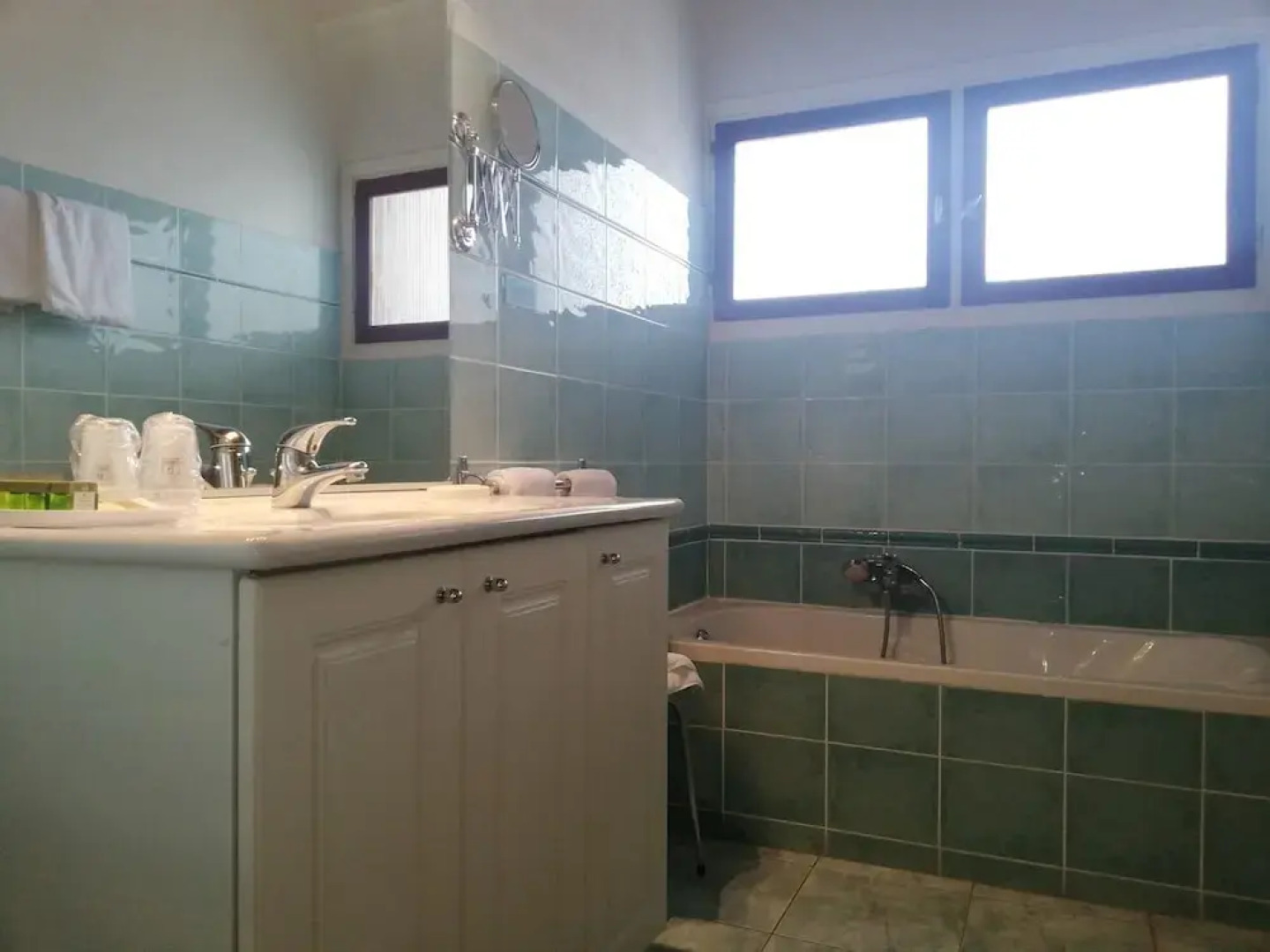 Hôtel lAdrech de Lagas