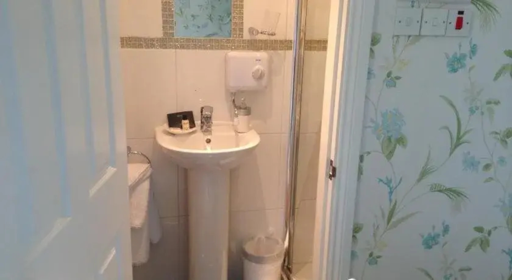 Twelfth Night Guest House