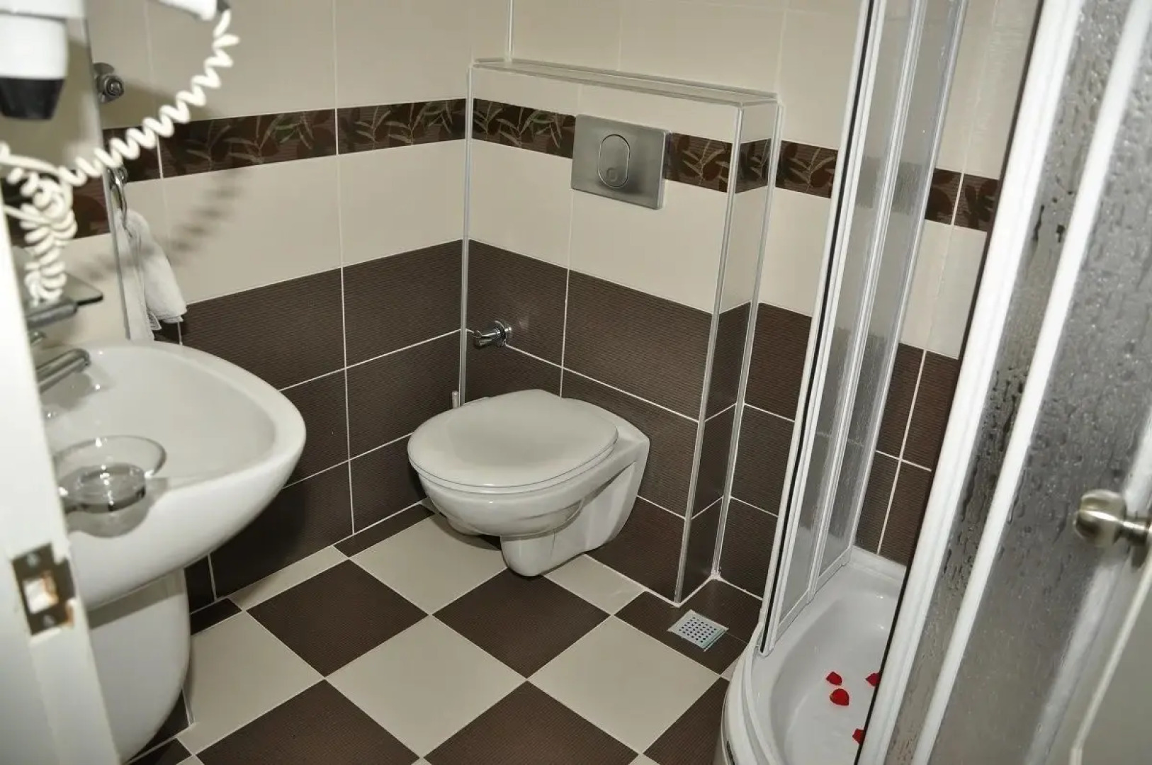 Kleopatra South Star Apart