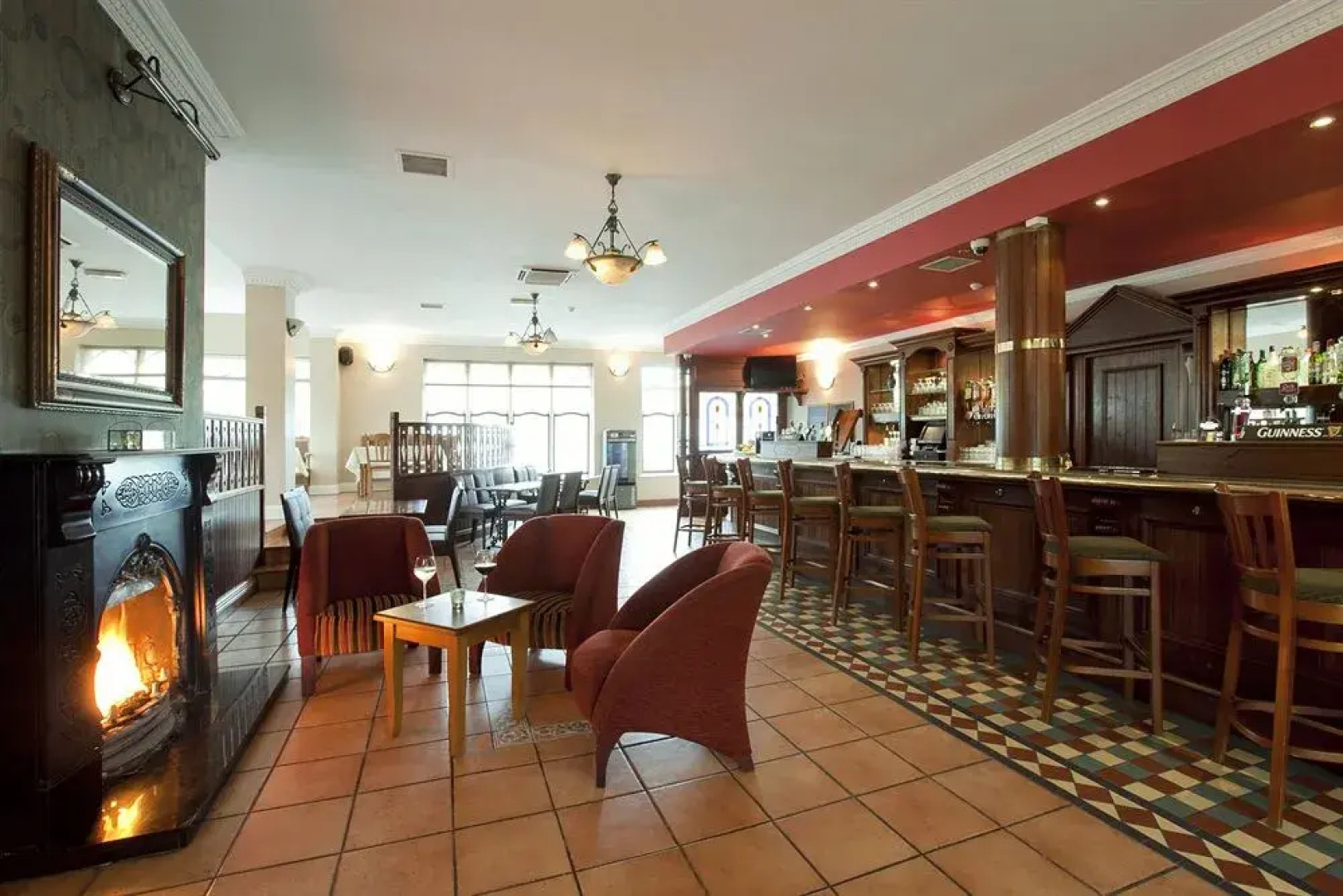 Riverside Park Hotel