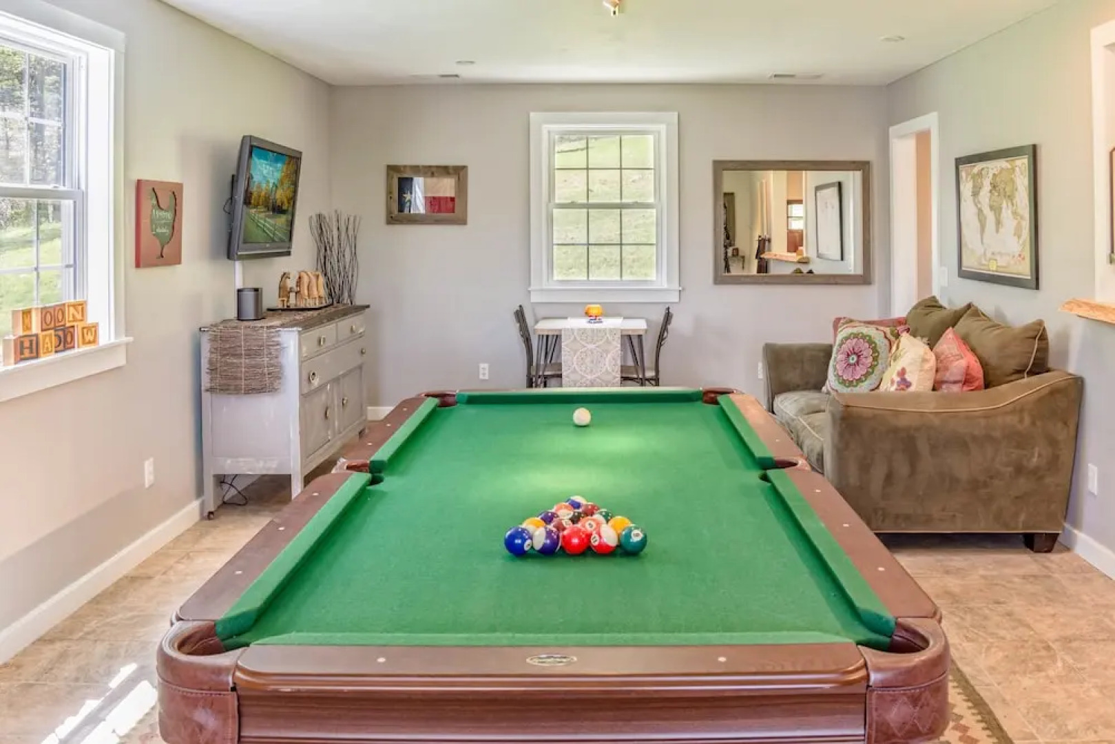 Moonshadow Bed and Breakfast