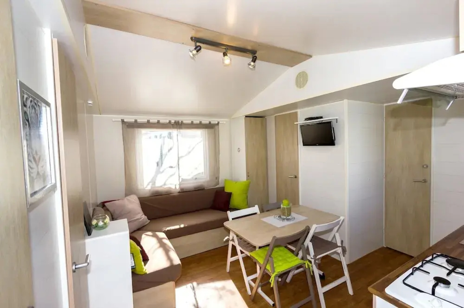 Property With 2 Bedrooms in Sigean, With Pool Access, Furnished Garden