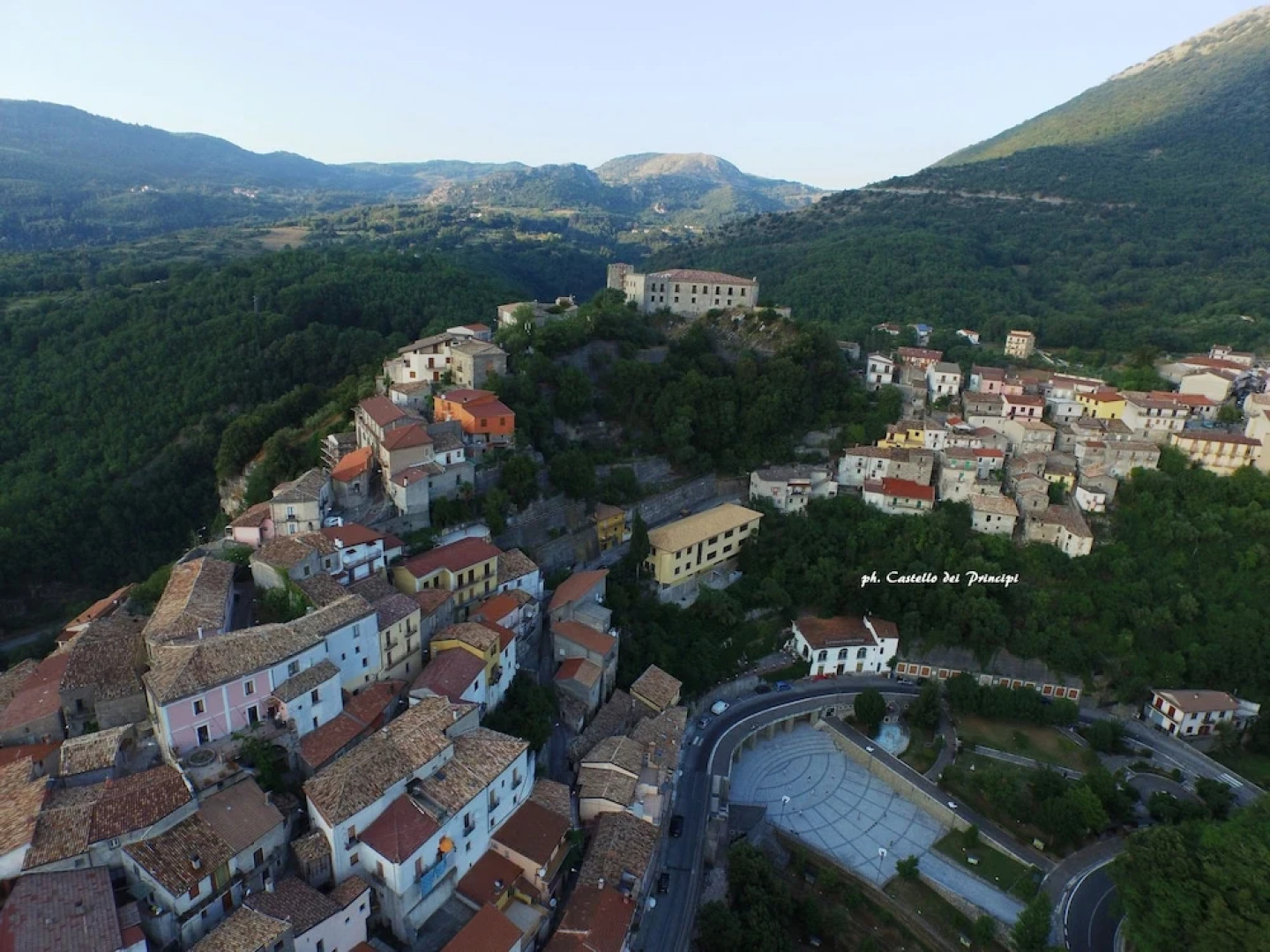 Il Castello Dei Principi Sanseverino