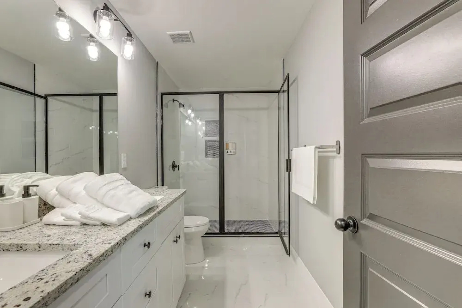 Modern Decatur Gem w/ Deck, 10 Mi to Atlanta