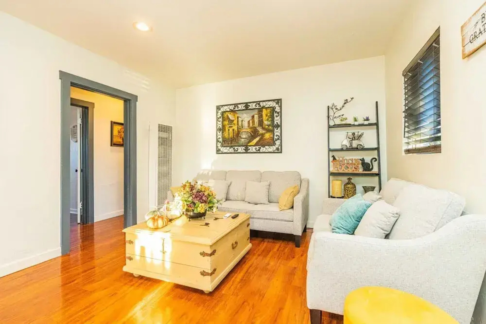 Elegant Comfort on Historic Route 66 Attractions