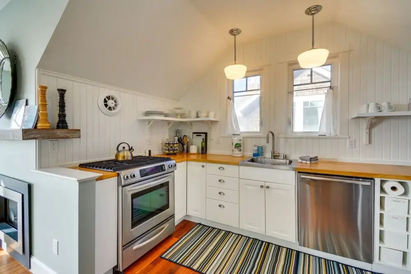 Oceanfront Moclips Retreat w/ Beach Access & View!