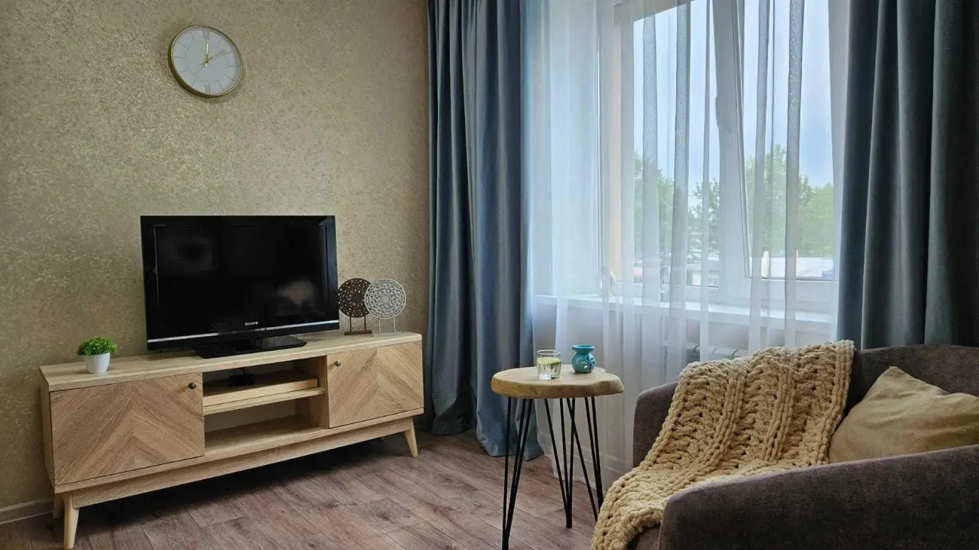 Апартаменты на проспекте Рыбаков 3