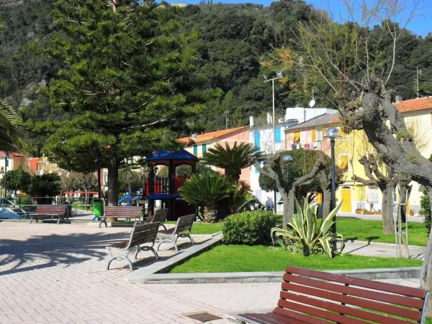 Riva: Tra 5 Terre E Portofino