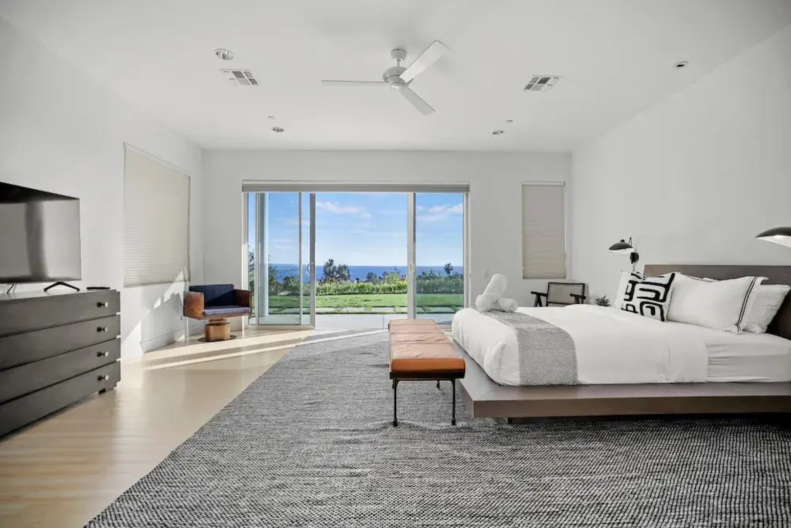 Winding Way - Modern Malibu Masterpiece With Unobstructed Ocean Views