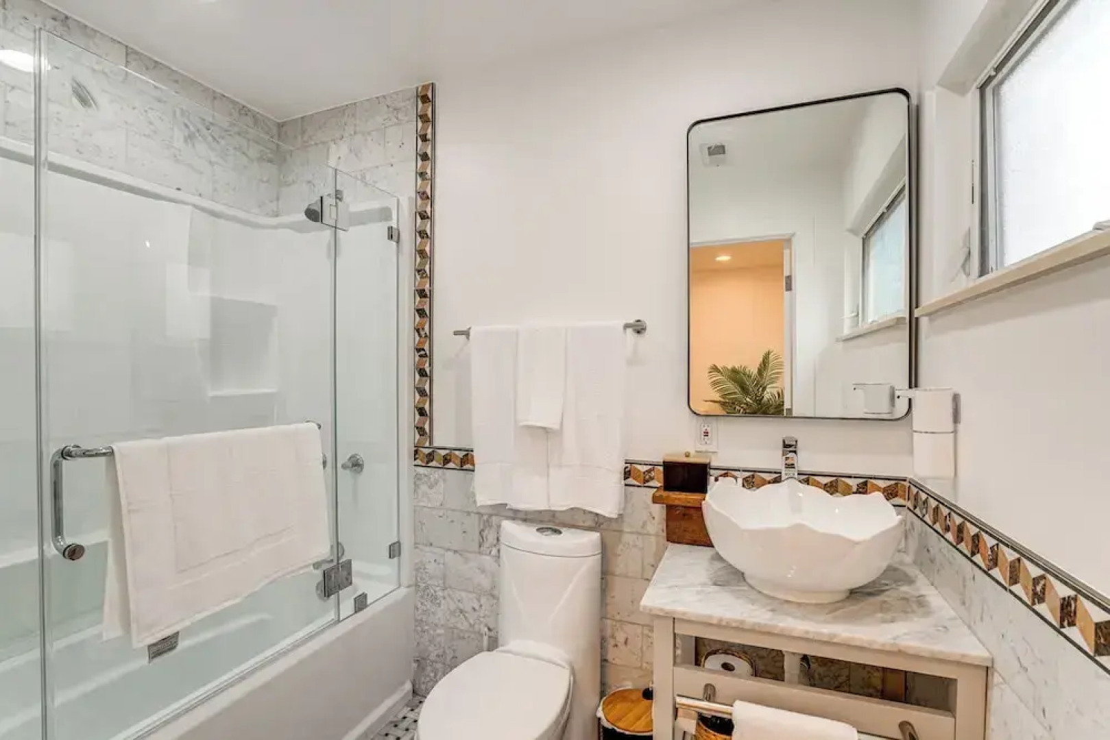 Walk to Crab Cove Beach: Alameda Home w/ Game Room