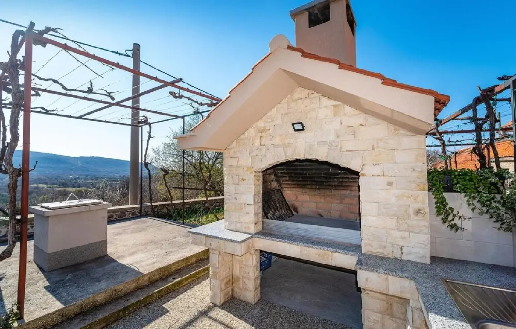 Stunning Home in Krusevo With Wifi and 3 Bedrooms