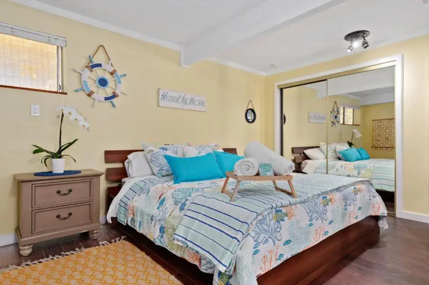 Santa Barbara Cozy Studio with Private Patio