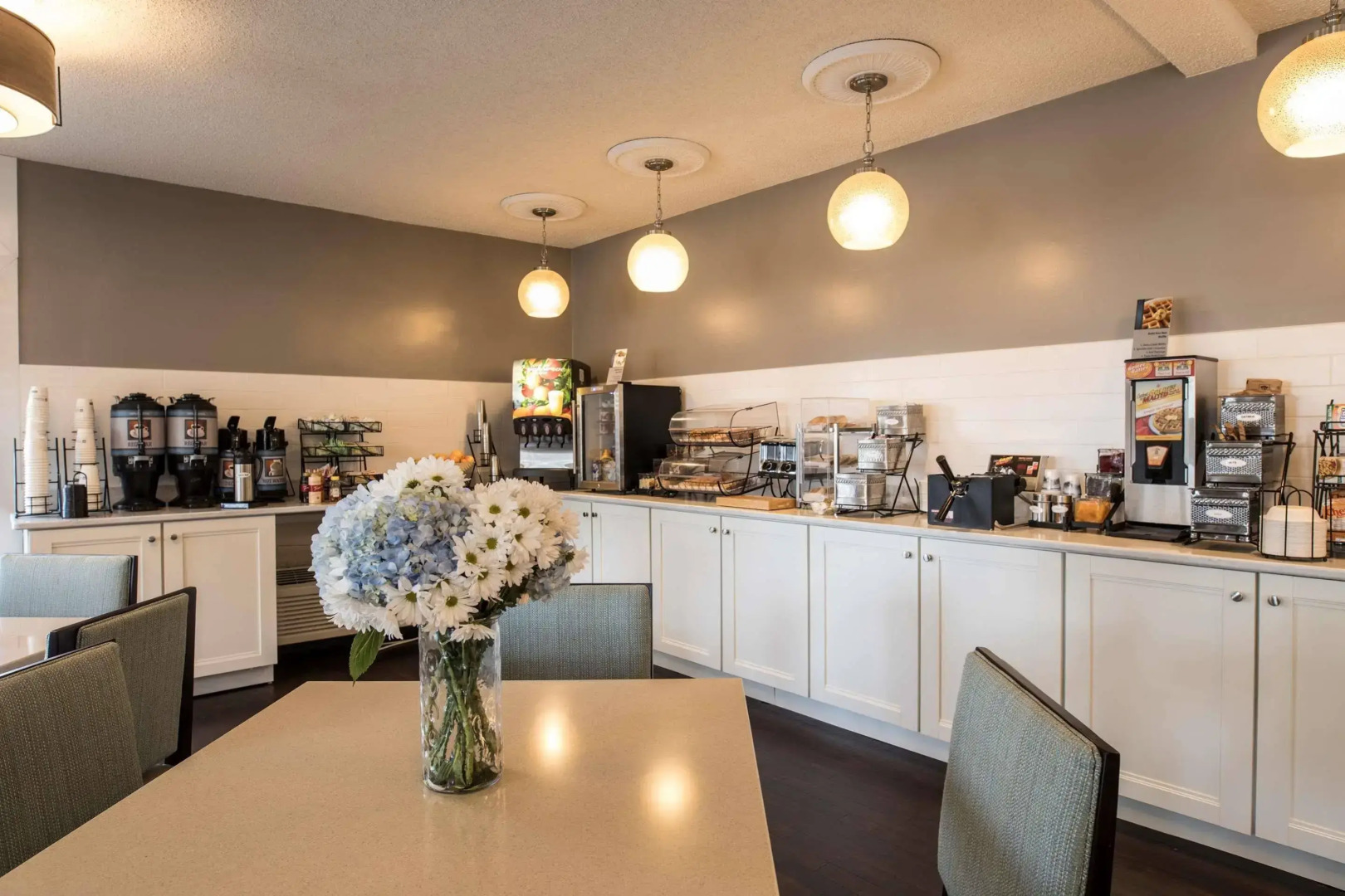 Best Western Sea Island Inn