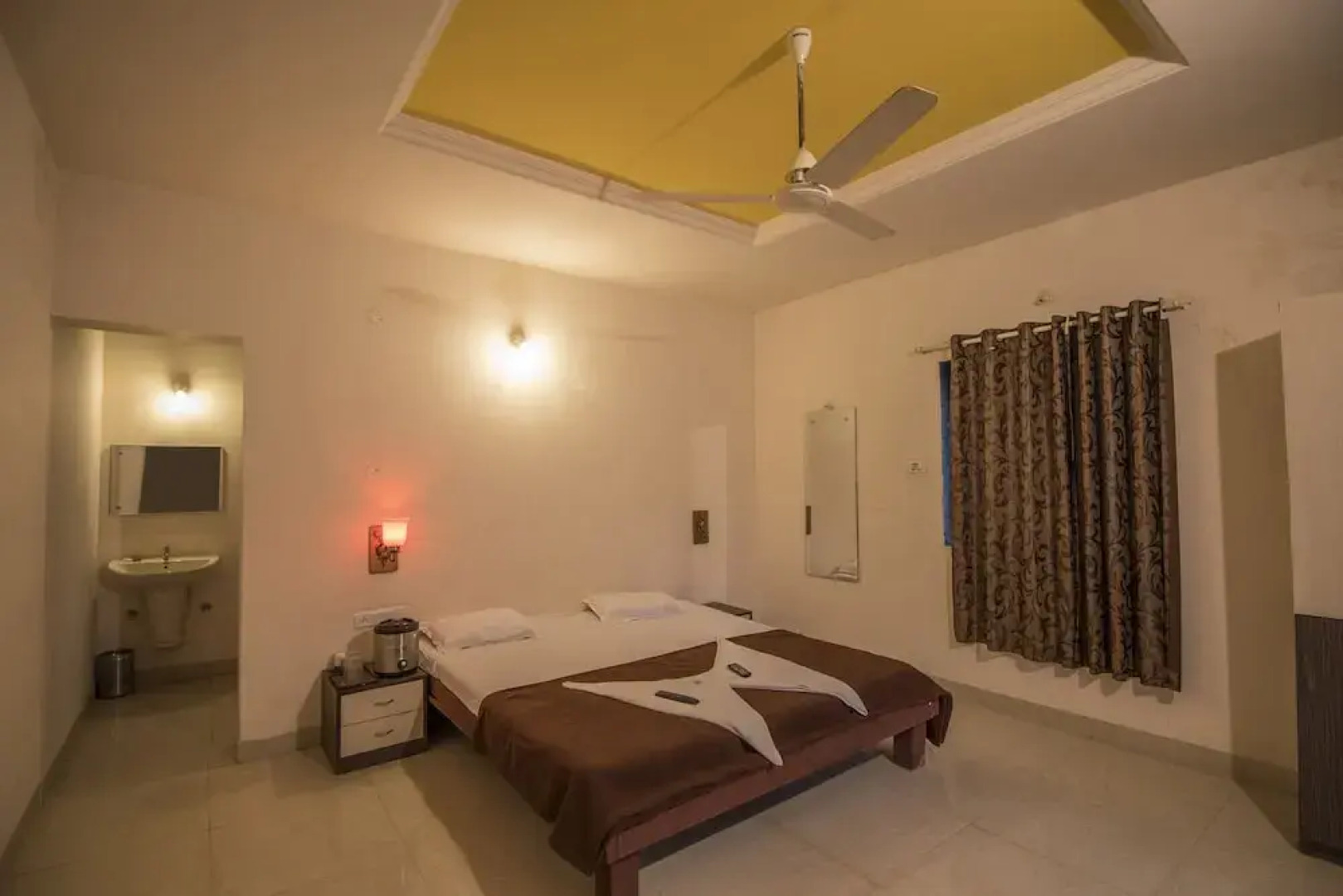 Mougli's Paradise Resort