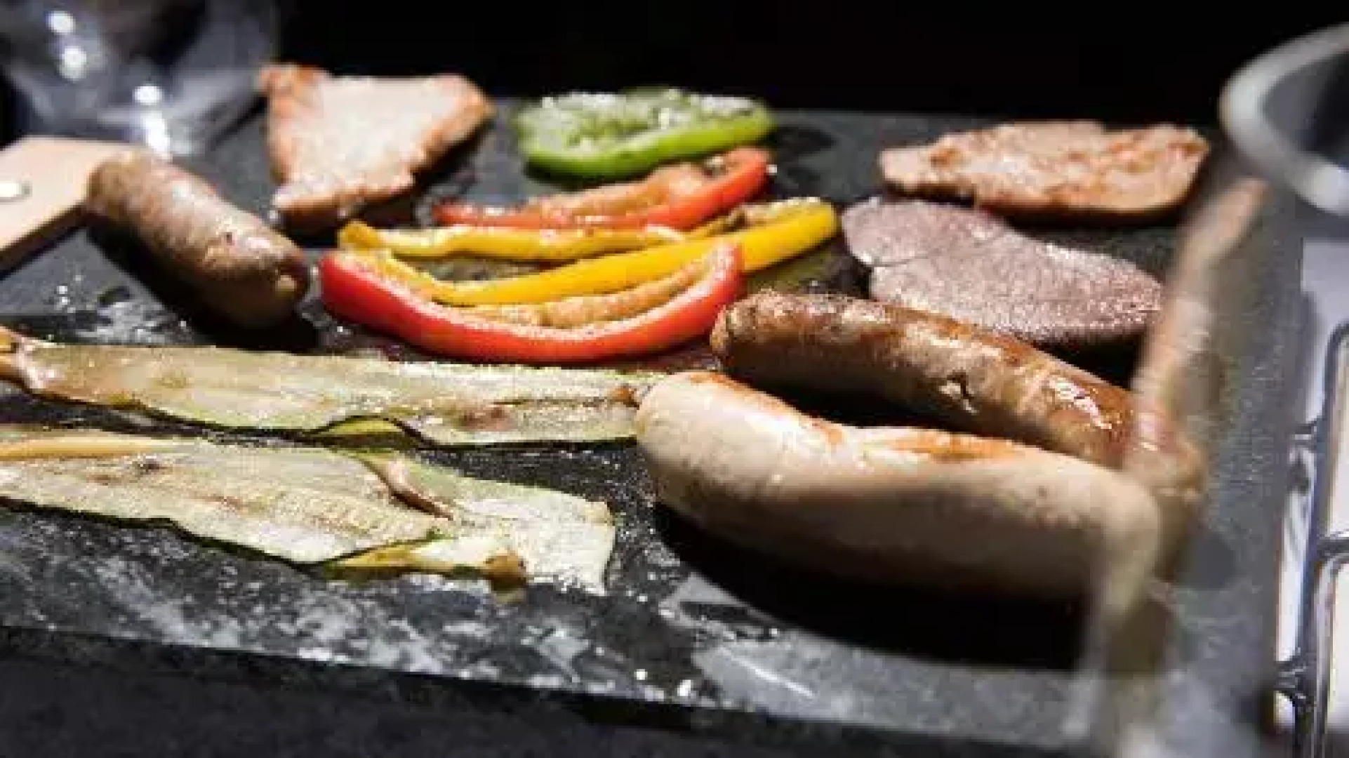 Hotel des Alpes by Bruno Kernen