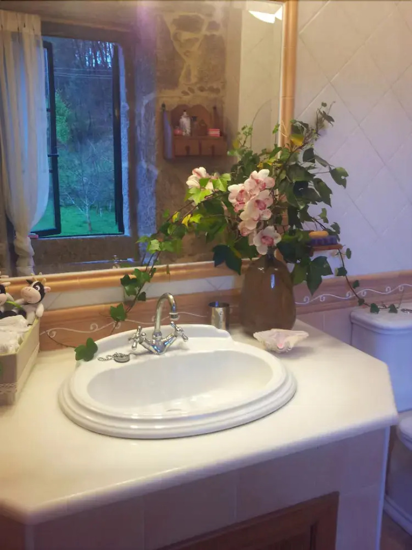 House Sta Cristina de Cobres 102116 3 Bedroom Holiday home By Mo Renta