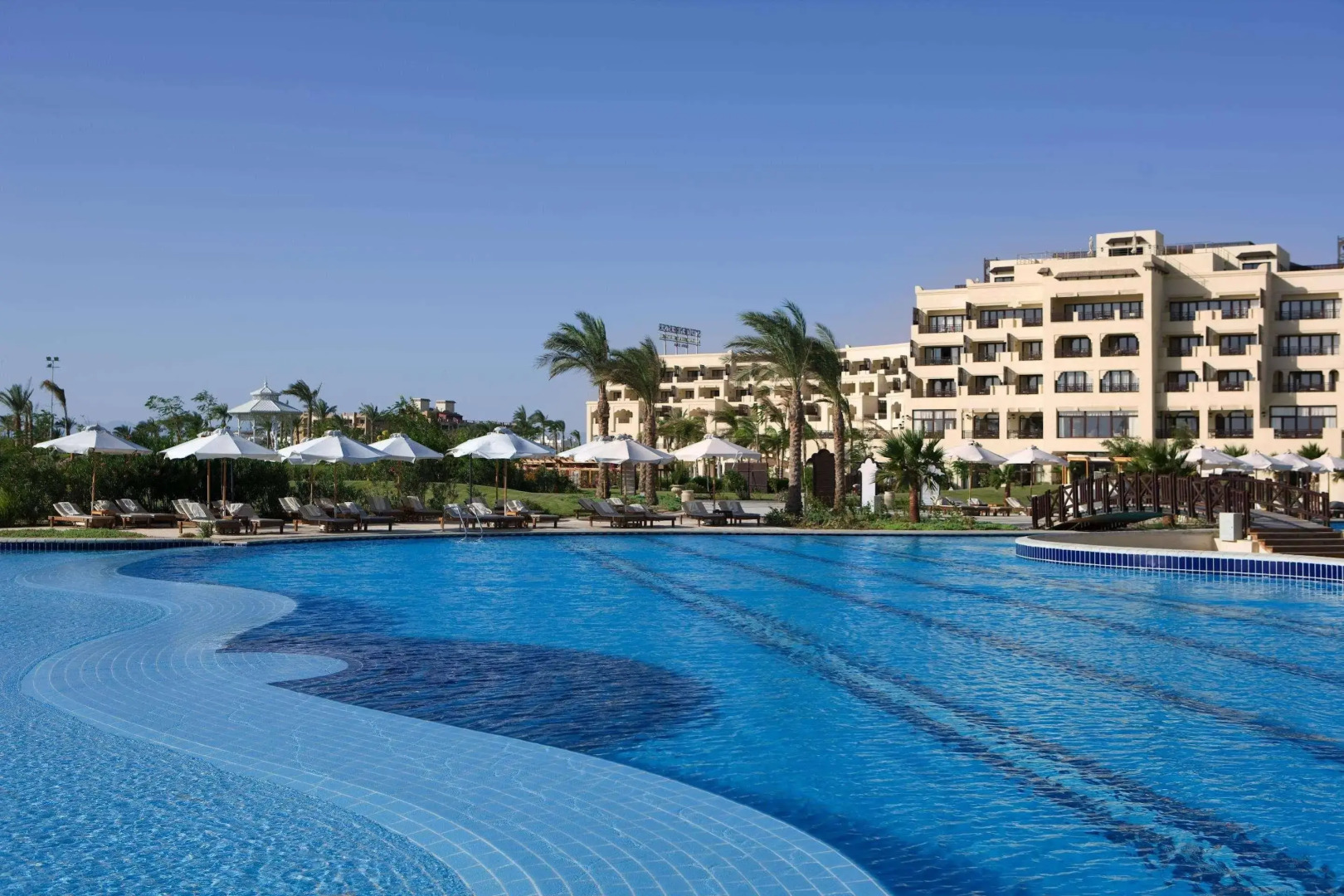 Steigenberger Al Dau Beach	