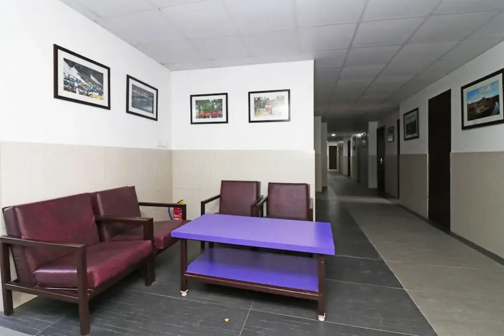 Capital O 18443 Hotel Nano