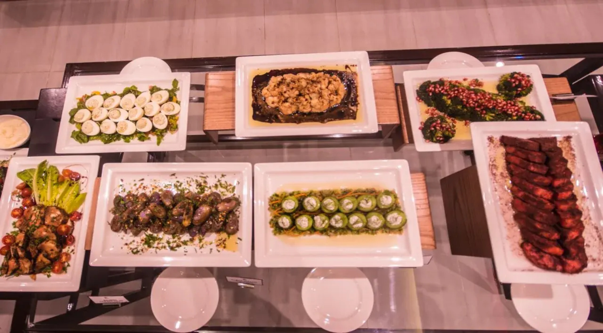 Carnelian By Glory Bower Hotel